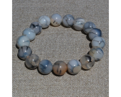 Bracelet from semiprecious stones model 1 